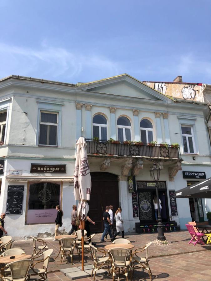 Elegant Apartment In Košice Exterior foto